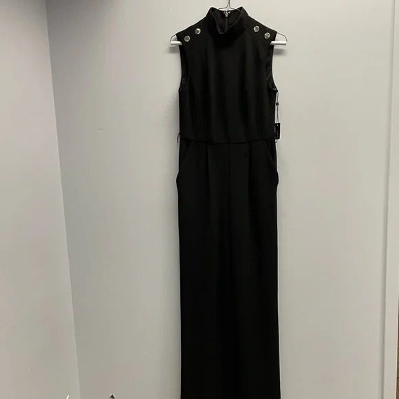 𝅺Tommy Hilfiger Women's Jumpsuit Black Size 2 Mock Neck Belted Button - Picture 5 of 9